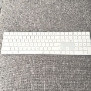Apple Keyboard with Number Pad